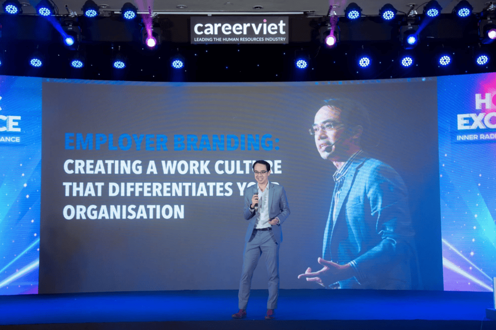 Motivational Speaker in Singapore: Why the Right Keynote Changes How Teams Lead